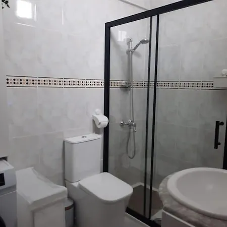 Moderno Piso En Carihuela *